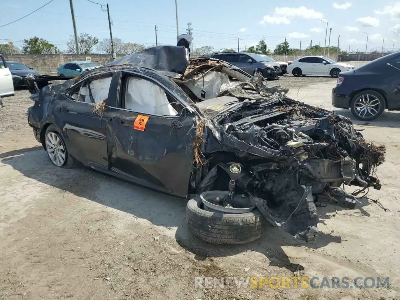 4 Photograph of a damaged car 4T1C11AK1LU993257 TOYOTA CAMRY 2020