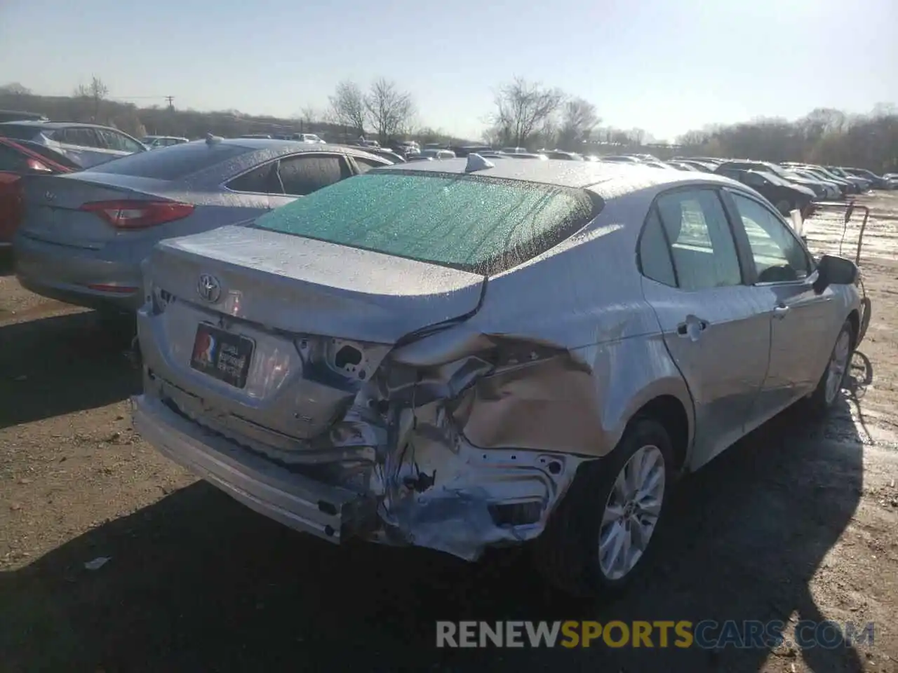 9 Photograph of a damaged car 4T1C11AK1LU997485 TOYOTA CAMRY 2020