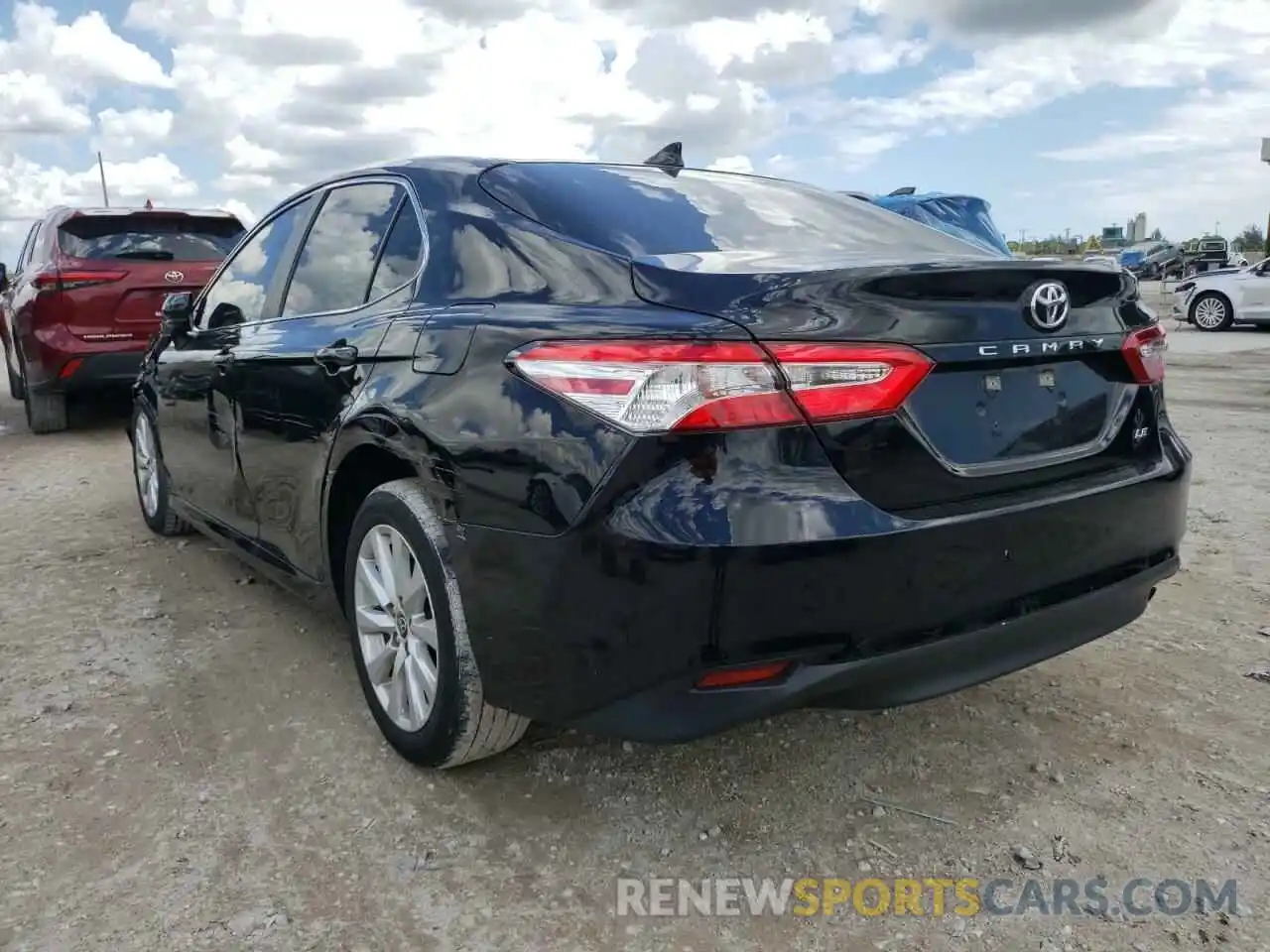 3 Photograph of a damaged car 4T1C11AK1LU997731 TOYOTA CAMRY 2020