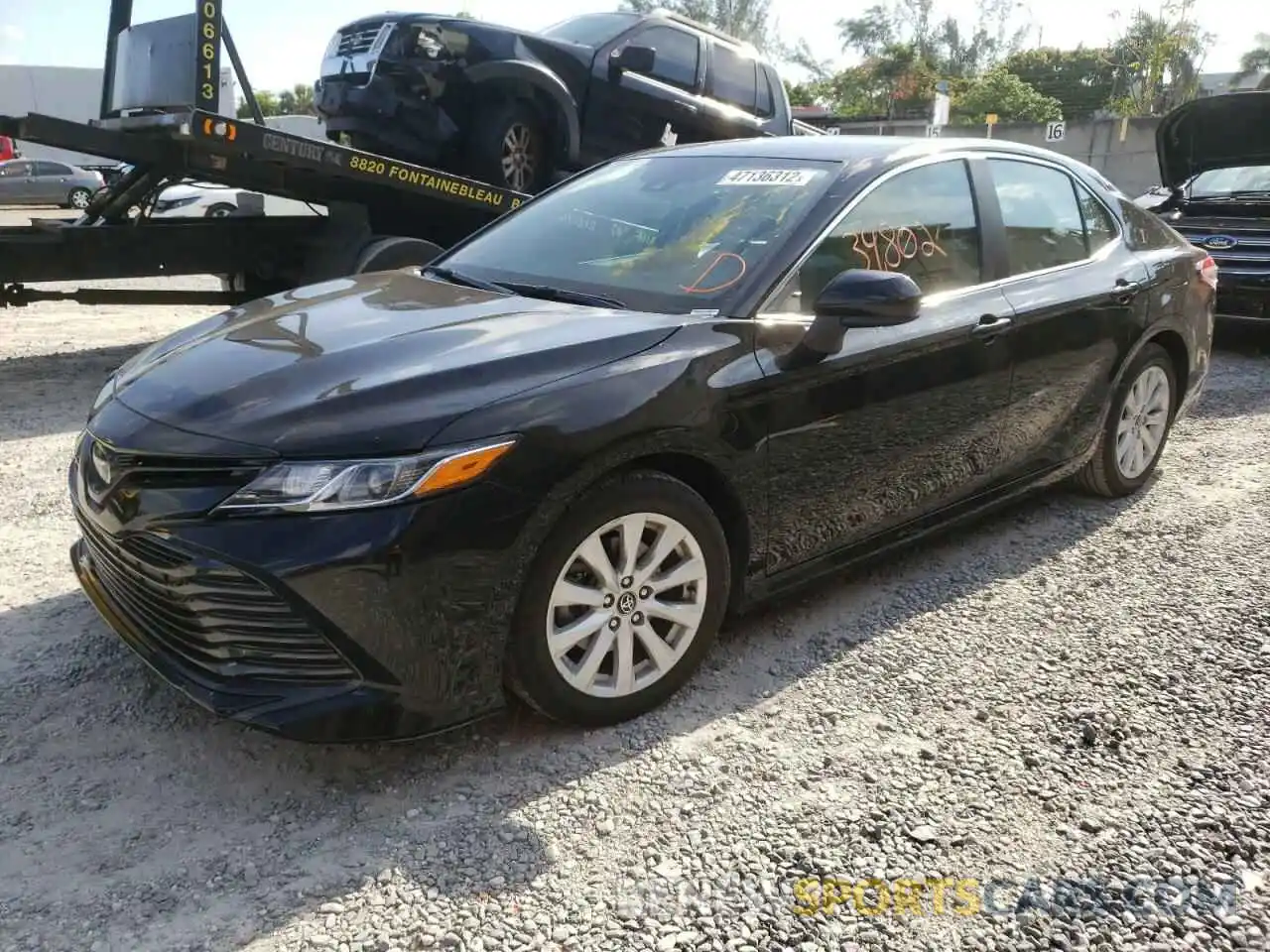 2 Photograph of a damaged car 4T1C11AK2LU315259 TOYOTA CAMRY 2020