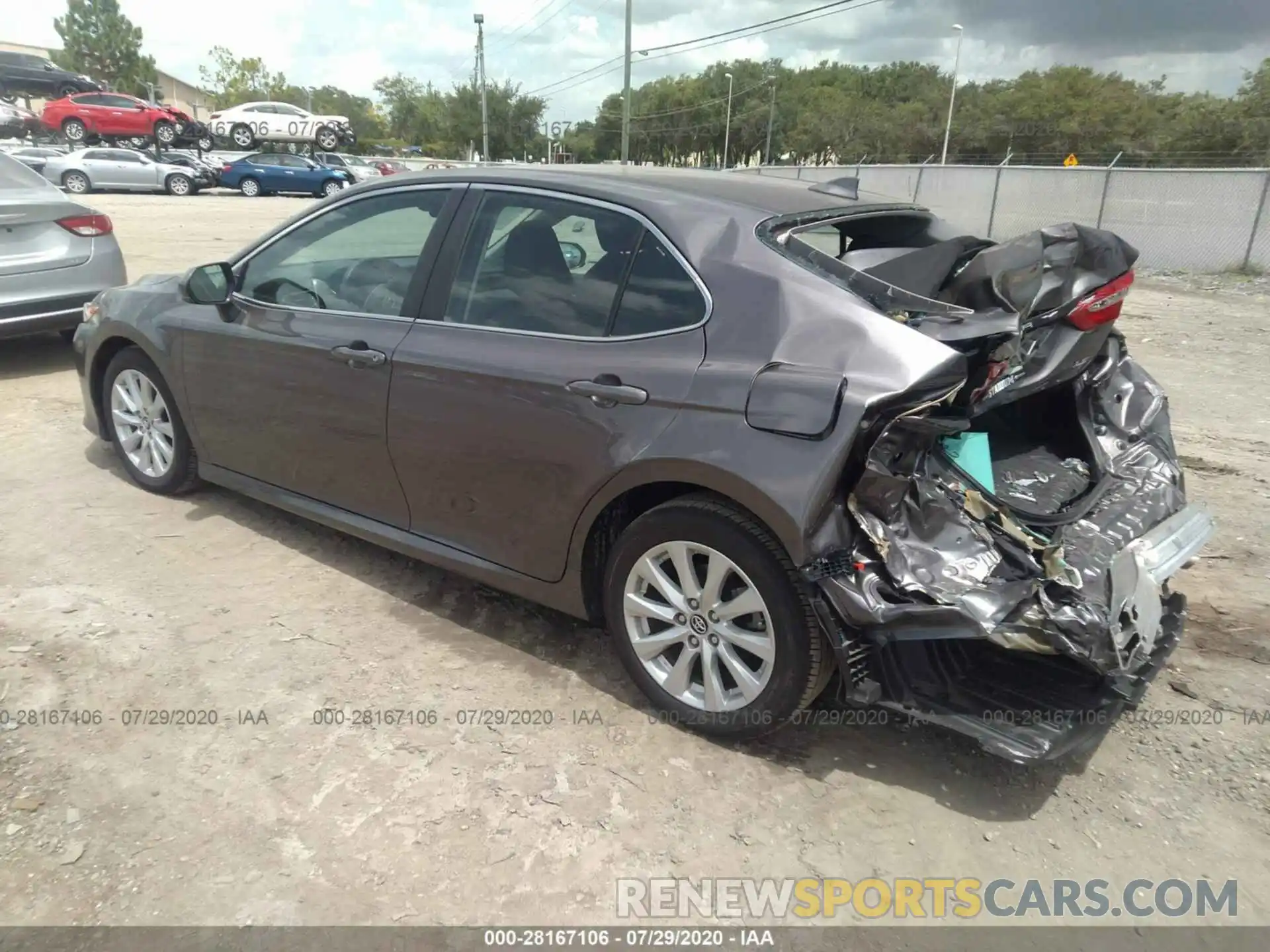 3 Photograph of a damaged car 4T1C11AK2LU335401 TOYOTA CAMRY 2020