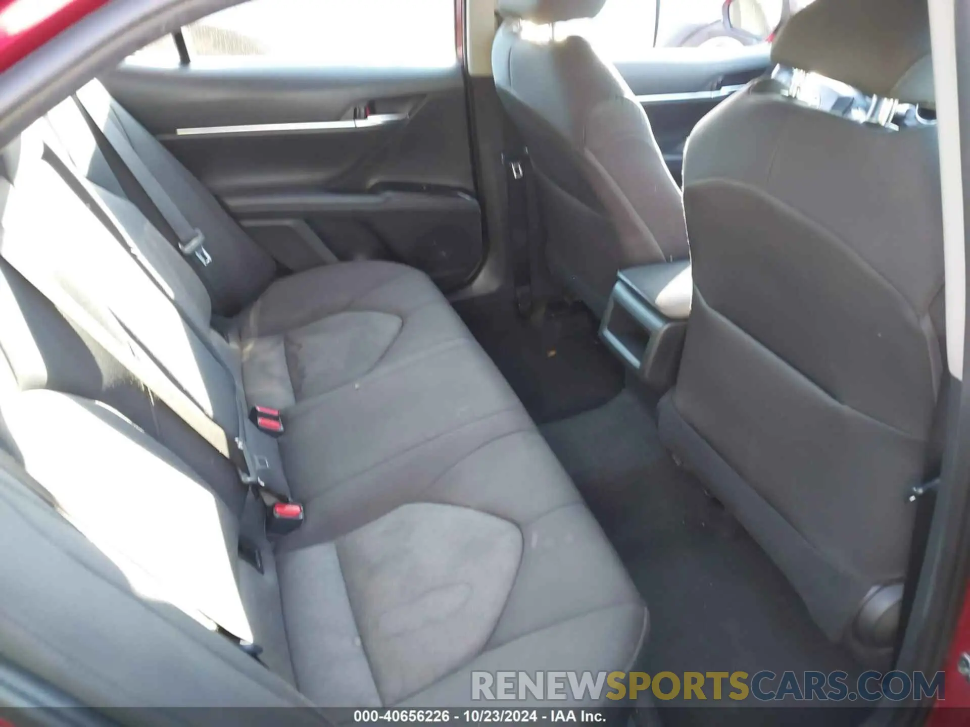 8 Photograph of a damaged car 4T1C11AK2LU342834 TOYOTA CAMRY 2020