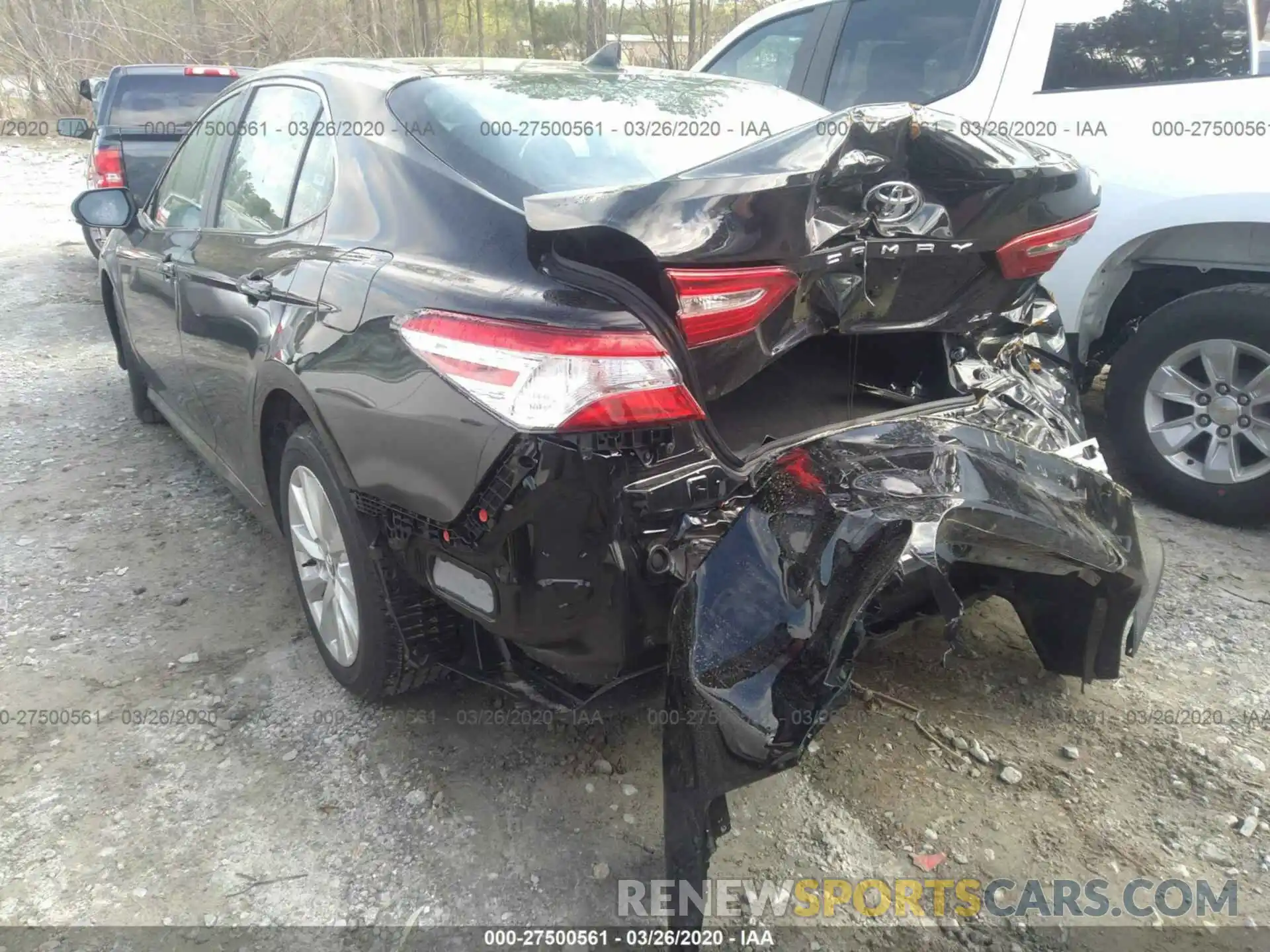 3 Photograph of a damaged car 4T1C11AK2LU346219 TOYOTA CAMRY 2020