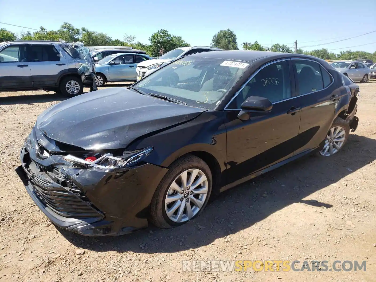 2 Photograph of a damaged car 4T1C11AK2LU353204 TOYOTA CAMRY 2020