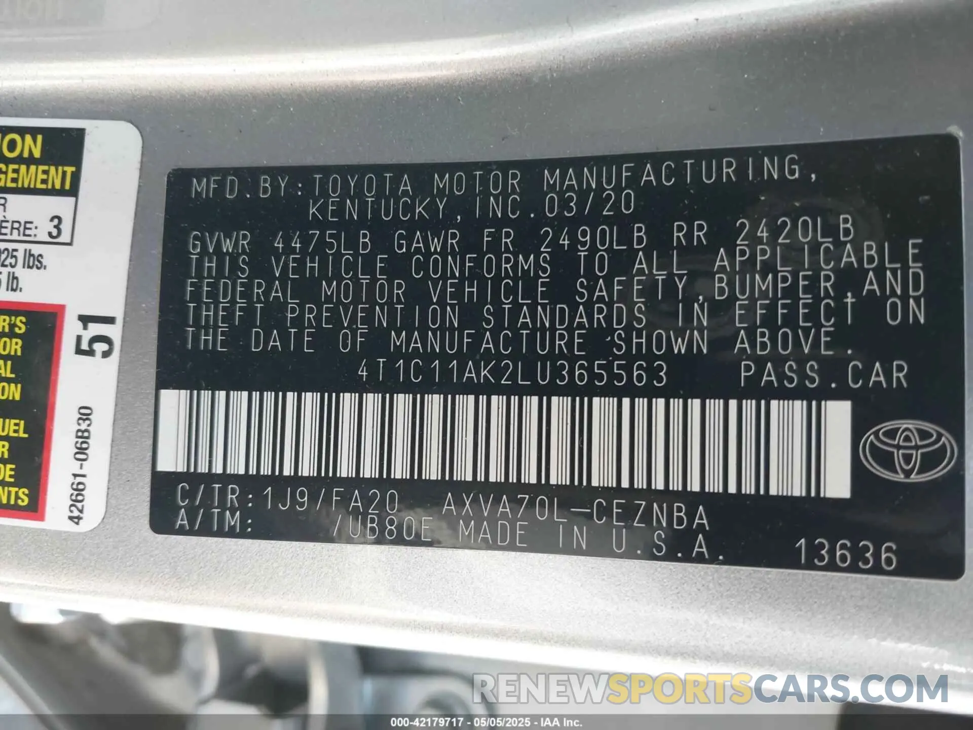 9 Photograph of a damaged car 4T1C11AK2LU365563 TOYOTA CAMRY 2020