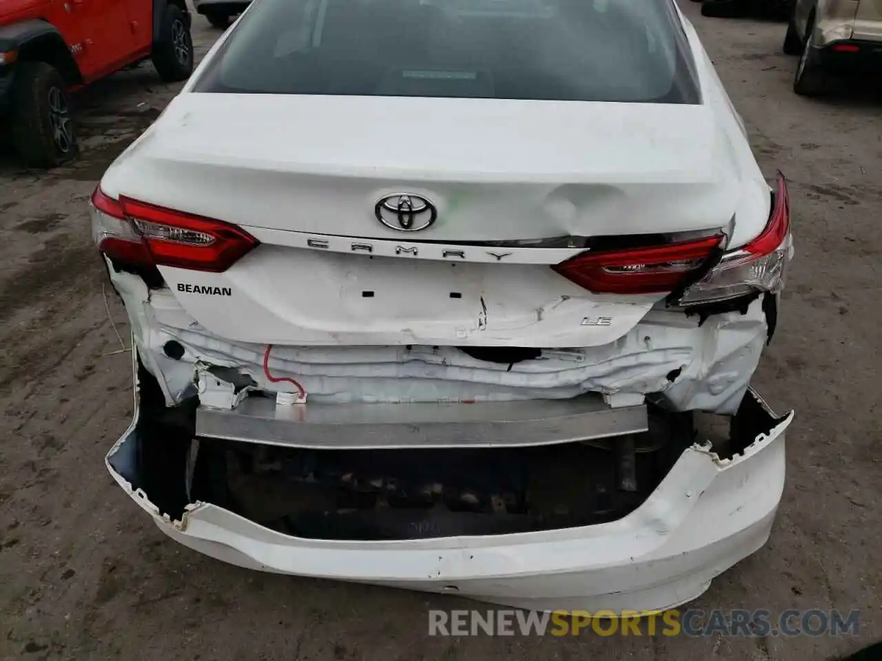 9 Photograph of a damaged car 4T1C11AK2LU396649 TOYOTA CAMRY 2020