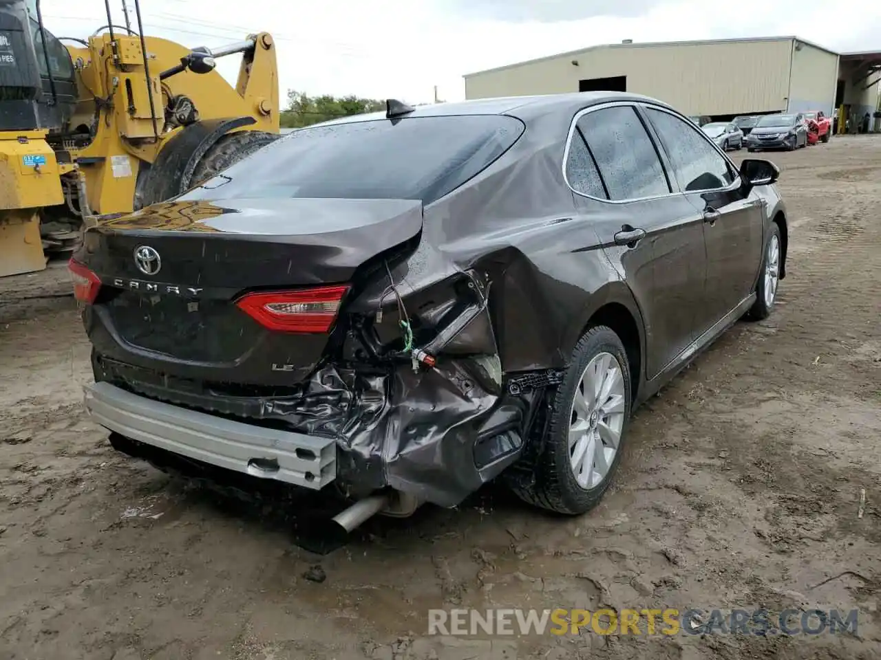 4 Photograph of a damaged car 4T1C11AK2LU857932 TOYOTA CAMRY 2020