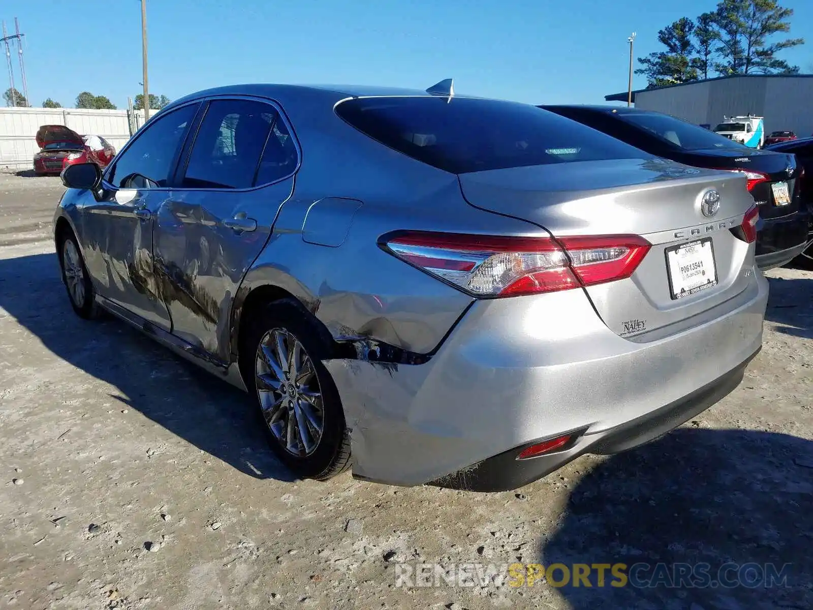 3 Photograph of a damaged car 4T1C11AK2LU868039 TOYOTA CAMRY 2020