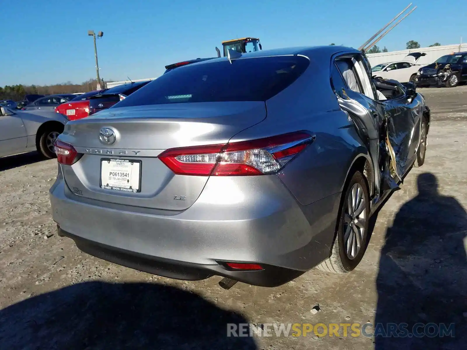 4 Photograph of a damaged car 4T1C11AK2LU868039 TOYOTA CAMRY 2020