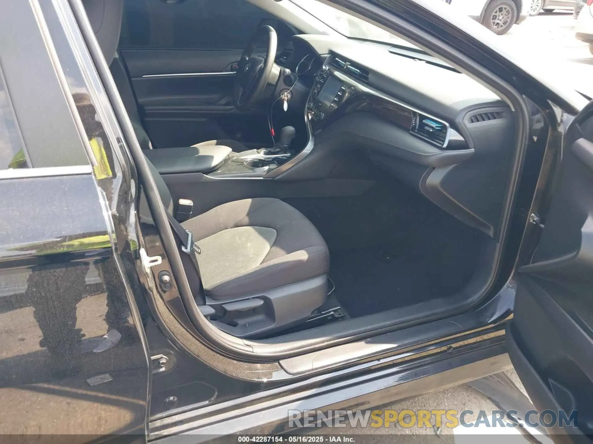 5 Photograph of a damaged car 4T1C11AK2LU873340 TOYOTA CAMRY 2020