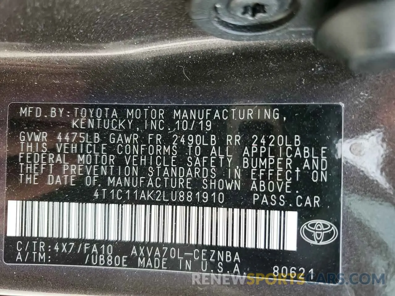 10 Photograph of a damaged car 4T1C11AK2LU881910 TOYOTA CAMRY 2020