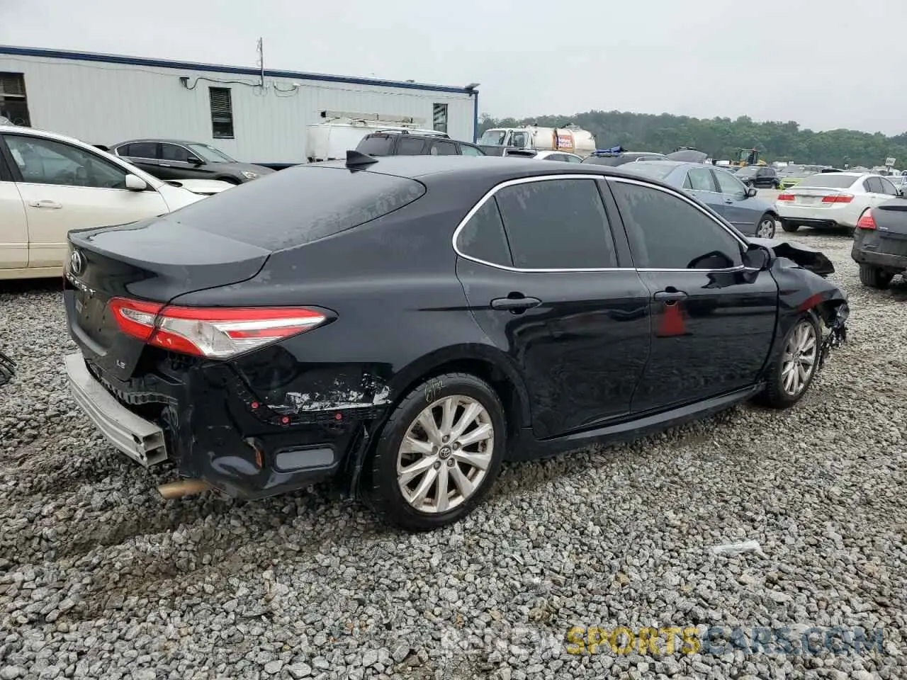 3 Photograph of a damaged car 4T1C11AK2LU893877 TOYOTA CAMRY 2020