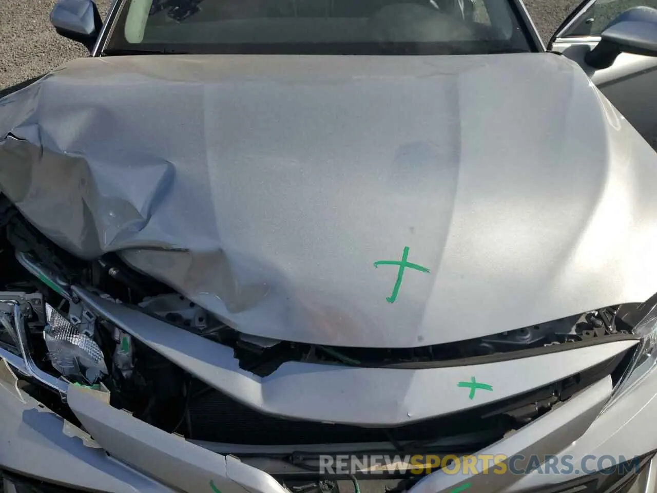 11 Photograph of a damaged car 4T1C11AK2LU899534 TOYOTA CAMRY 2020
