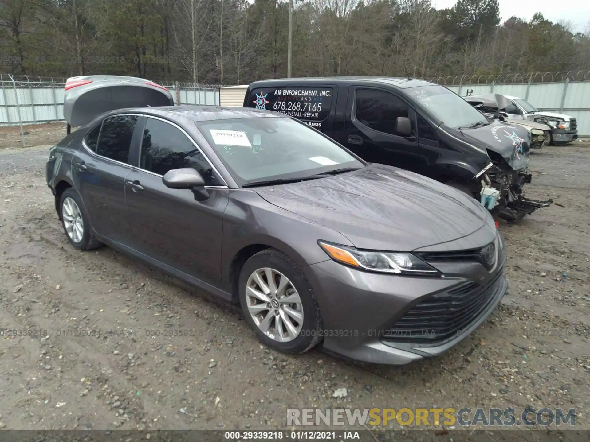 1 Photograph of a damaged car 4T1C11AK2LU912704 TOYOTA CAMRY 2020