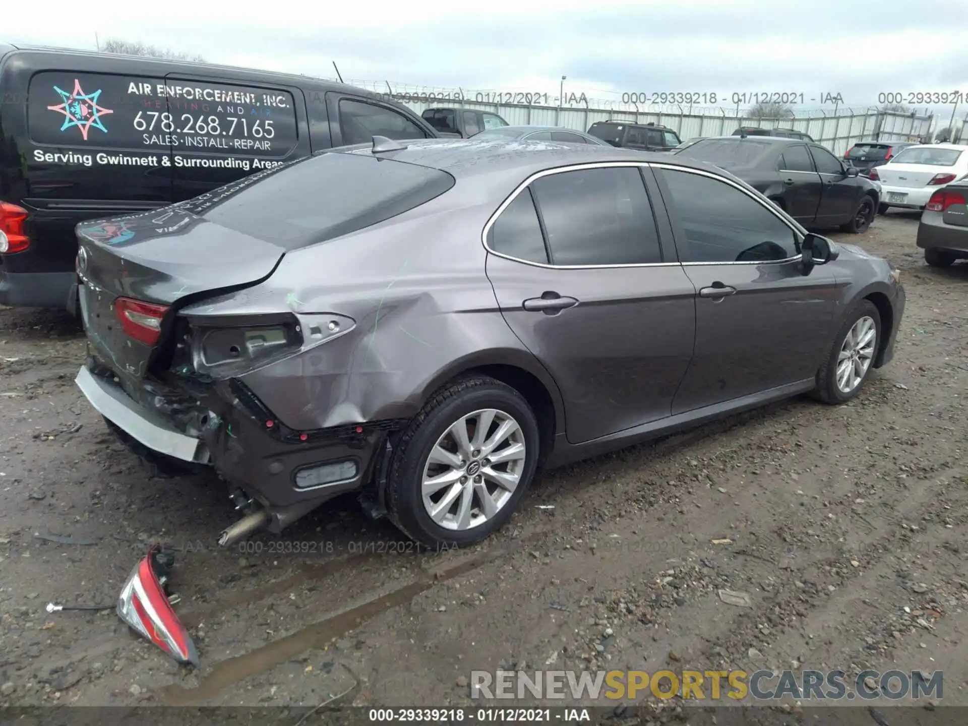 4 Photograph of a damaged car 4T1C11AK2LU912704 TOYOTA CAMRY 2020