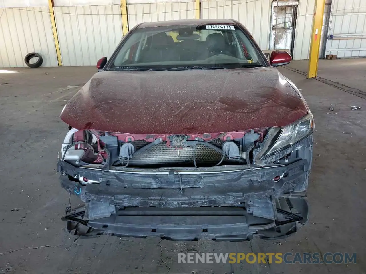 5 Photograph of a damaged car 4T1C11AK2LU915733 TOYOTA CAMRY 2020