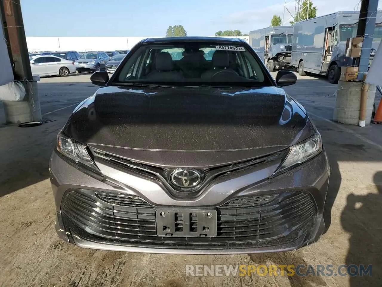 5 Photograph of a damaged car 4T1C11AK2LU924691 TOYOTA CAMRY 2020