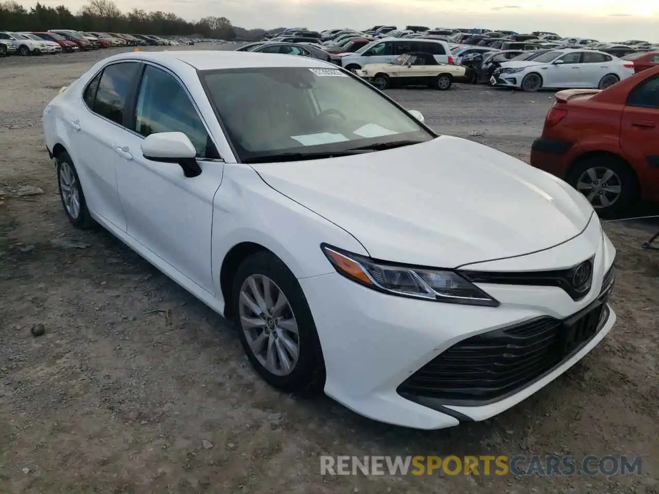 1 Photograph of a damaged car 4T1C11AK2LU926151 TOYOTA CAMRY 2020