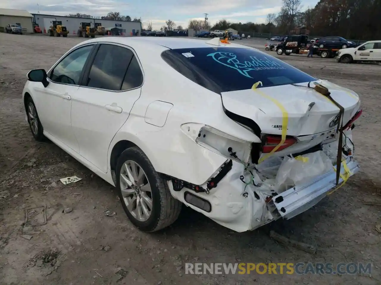 3 Photograph of a damaged car 4T1C11AK2LU926151 TOYOTA CAMRY 2020