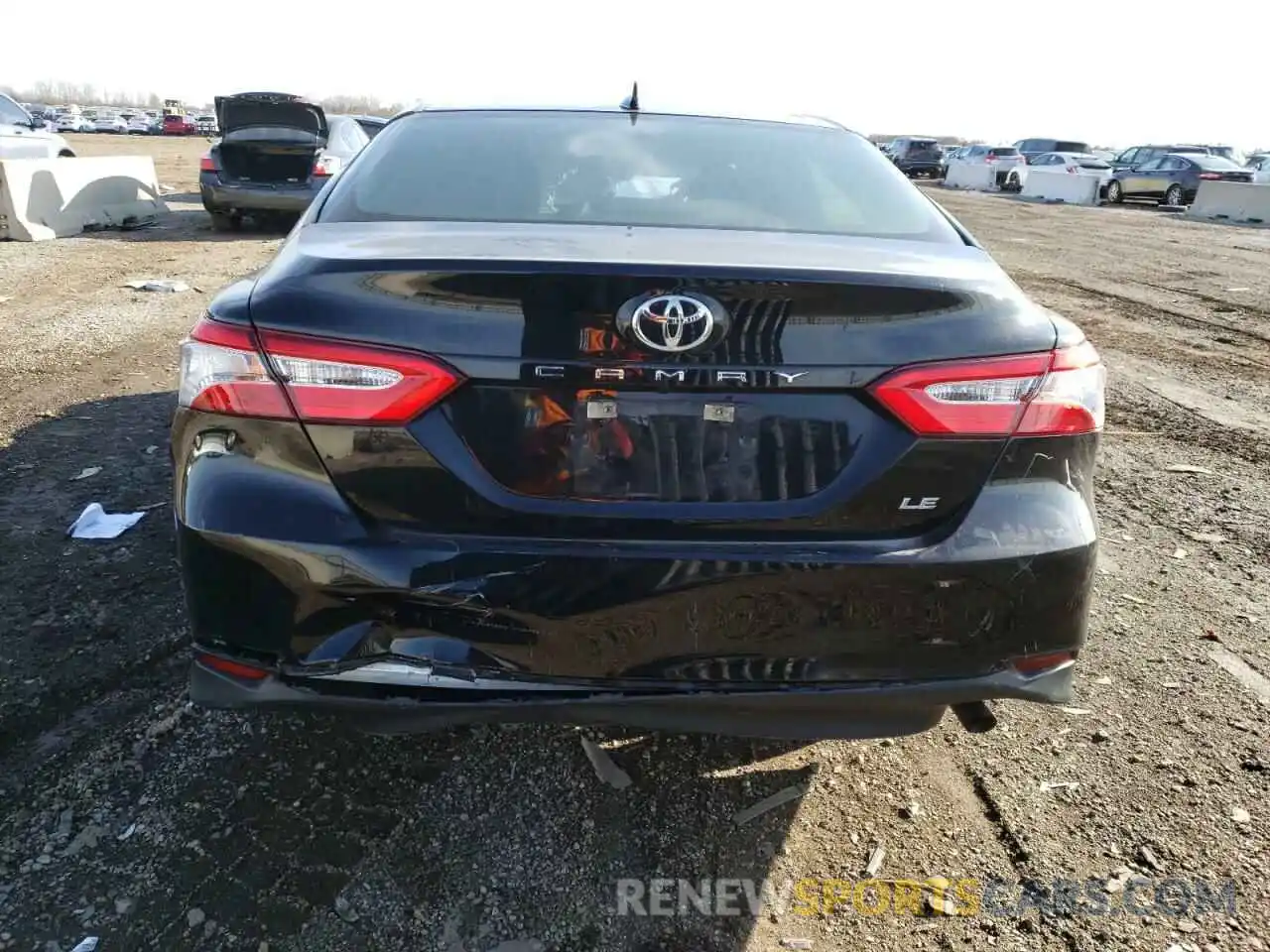 6 Photograph of a damaged car 4T1C11AK2LU928837 TOYOTA CAMRY 2020