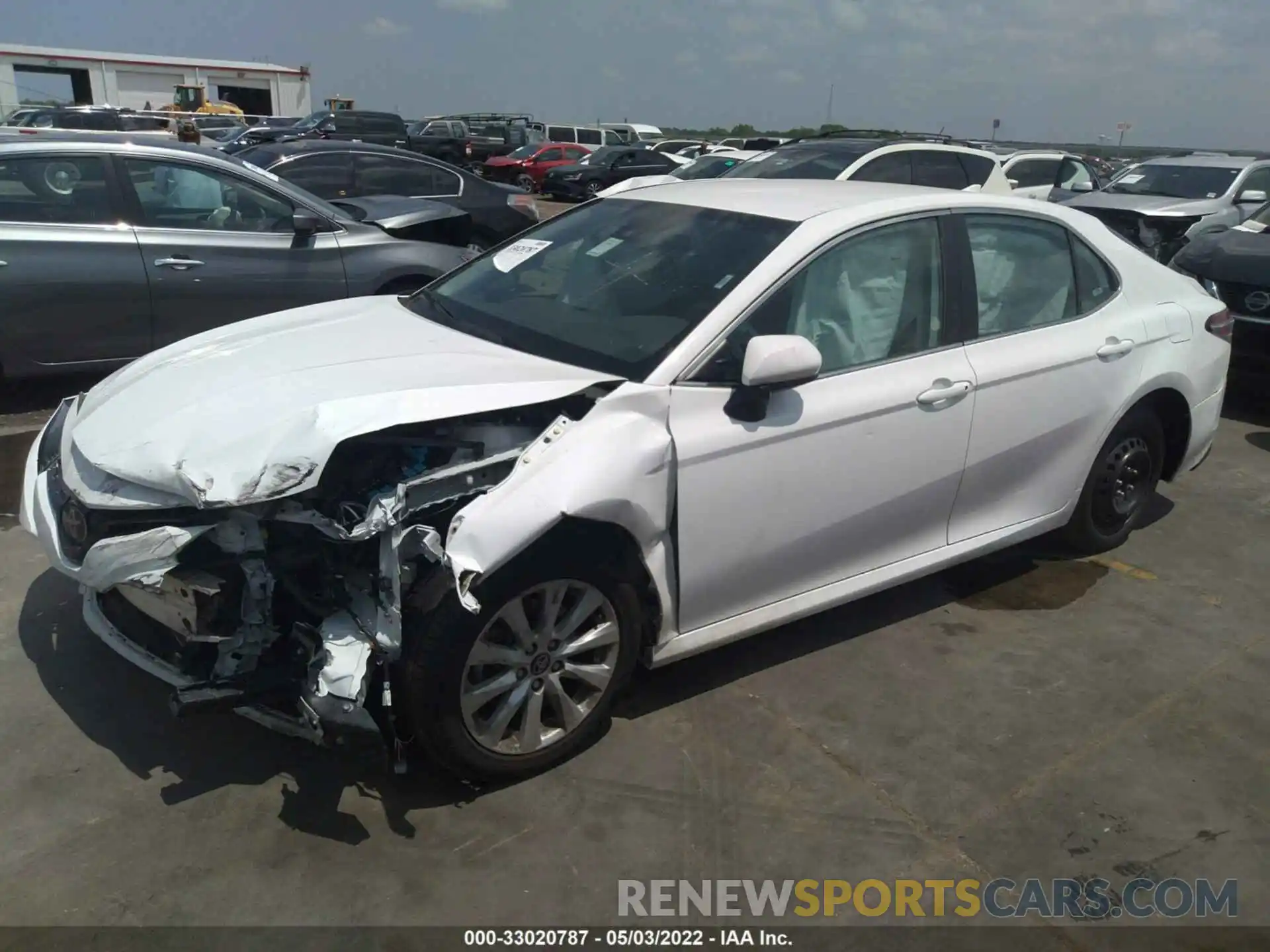 2 Photograph of a damaged car 4T1C11AK2LU930247 TOYOTA CAMRY 2020