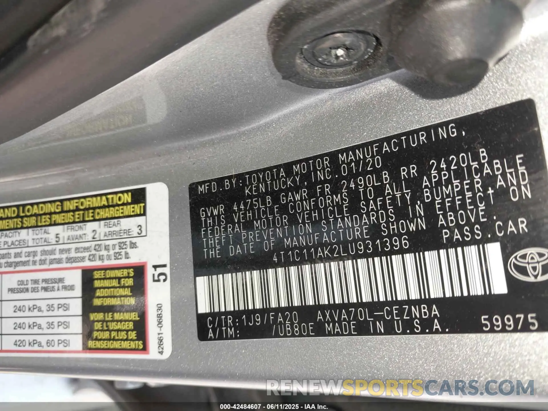 9 Photograph of a damaged car 4T1C11AK2LU931396 TOYOTA CAMRY 2020