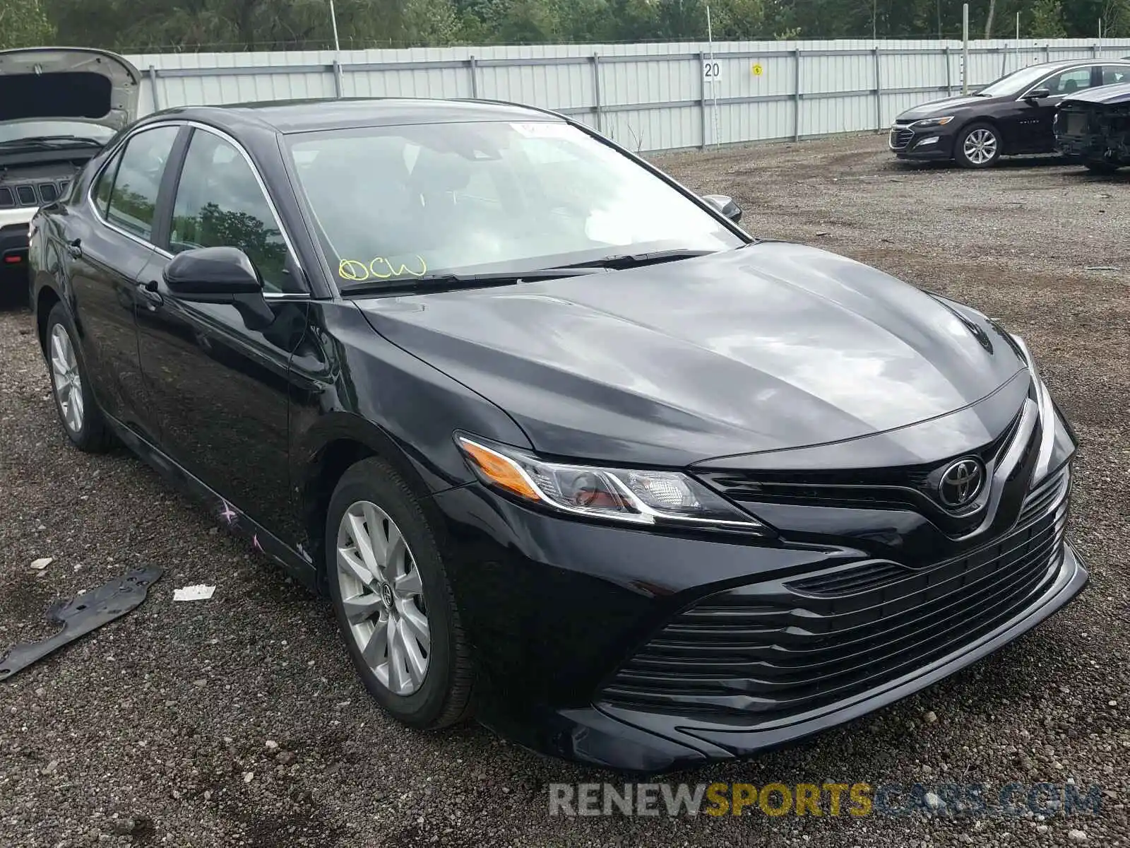 1 Photograph of a damaged car 4T1C11AK2LU931902 TOYOTA CAMRY 2020