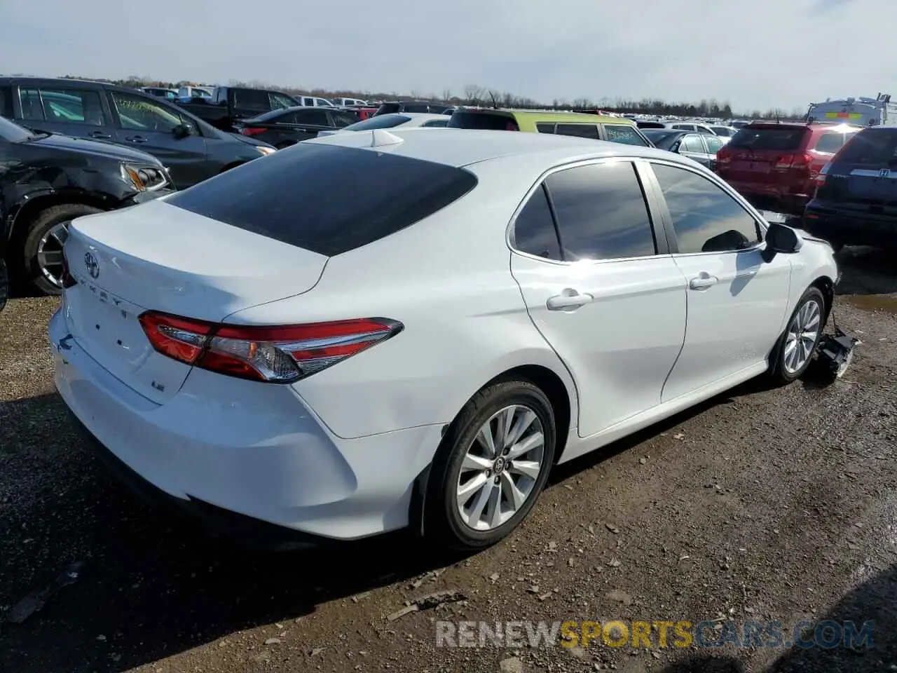3 Photograph of a damaged car 4T1C11AK2LU952832 TOYOTA CAMRY 2020
