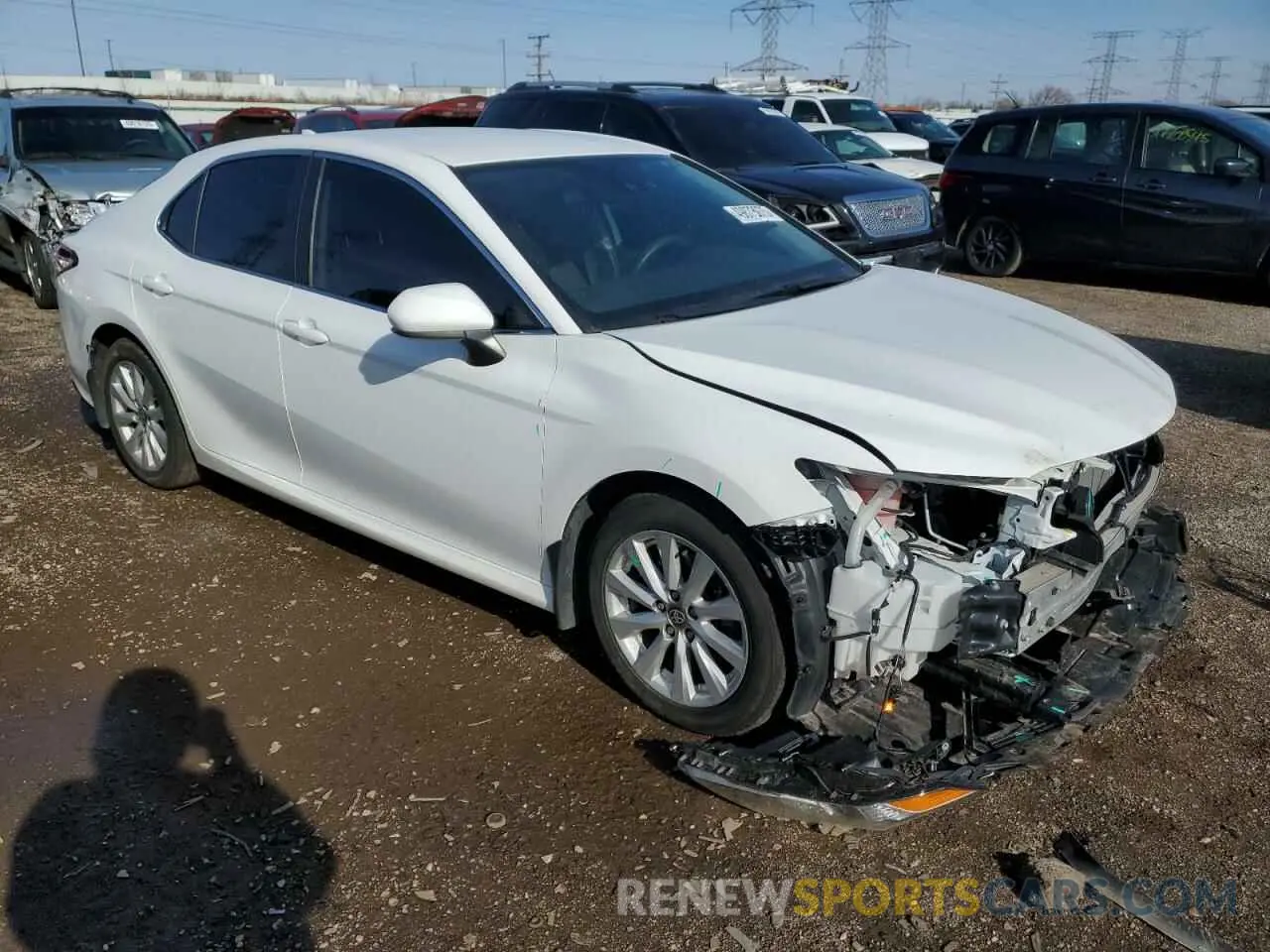 4 Photograph of a damaged car 4T1C11AK2LU952832 TOYOTA CAMRY 2020