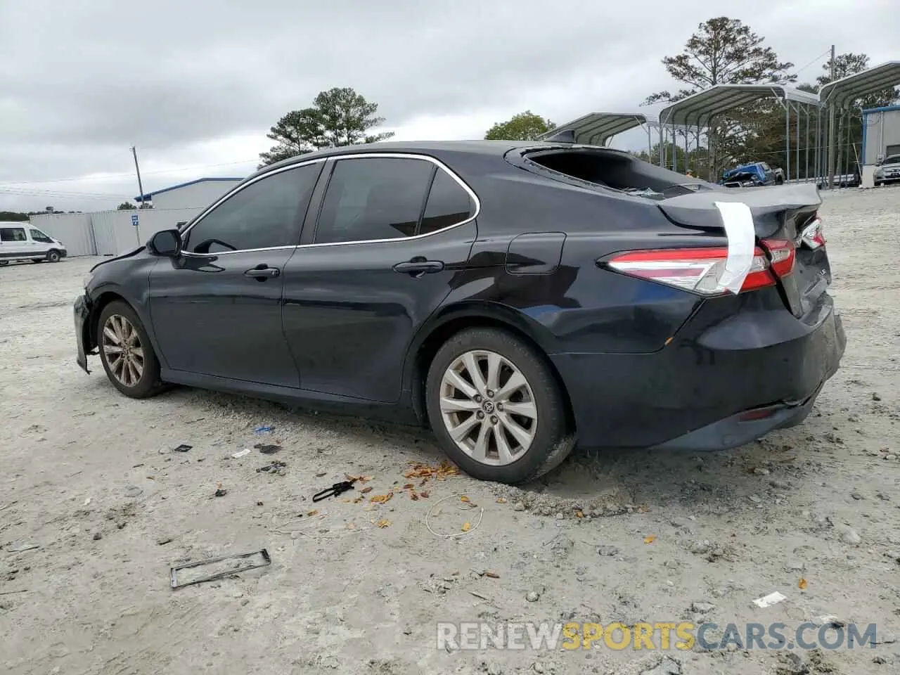 2 Photograph of a damaged car 4T1C11AK2LU968738 TOYOTA CAMRY 2020