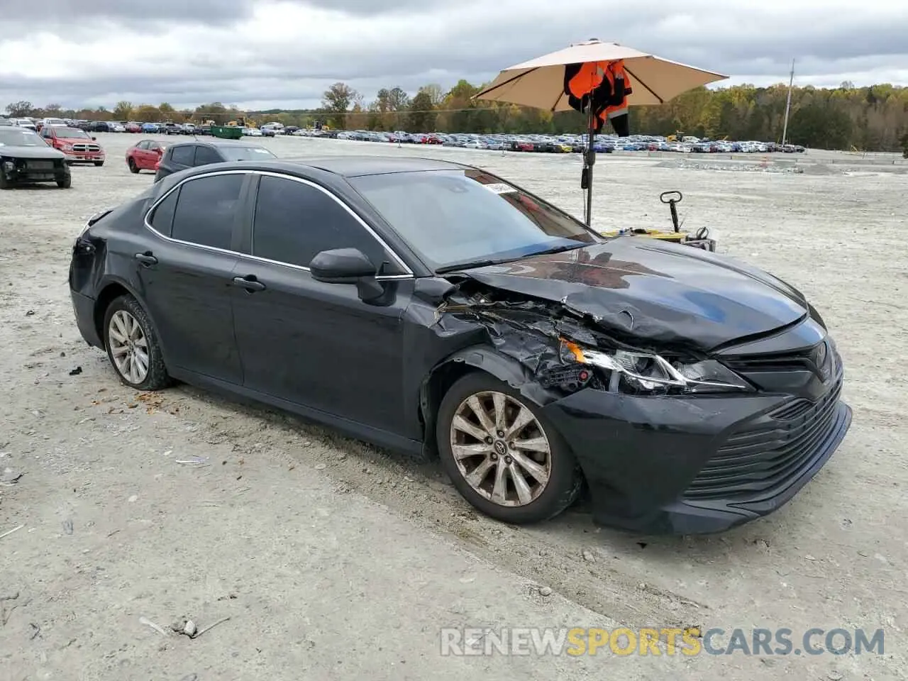 4 Photograph of a damaged car 4T1C11AK2LU968738 TOYOTA CAMRY 2020
