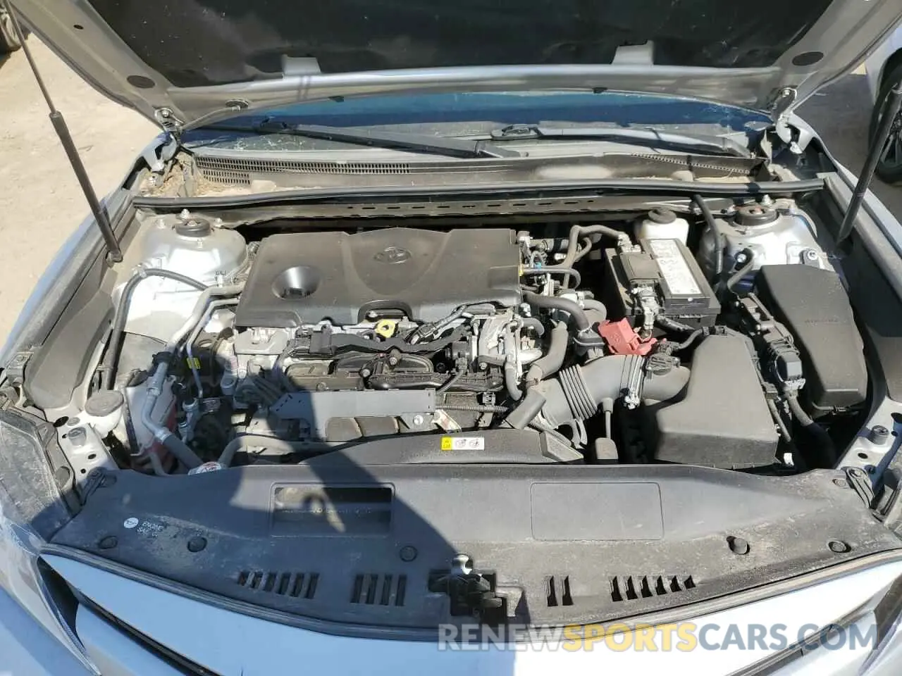 11 Photograph of a damaged car 4T1C11AK2LU972806 TOYOTA CAMRY 2020