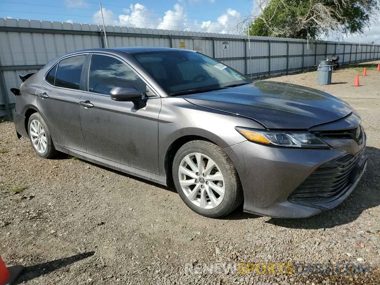4 Photograph of a damaged car 4T1C11AK2LU973650 TOYOTA CAMRY 2020