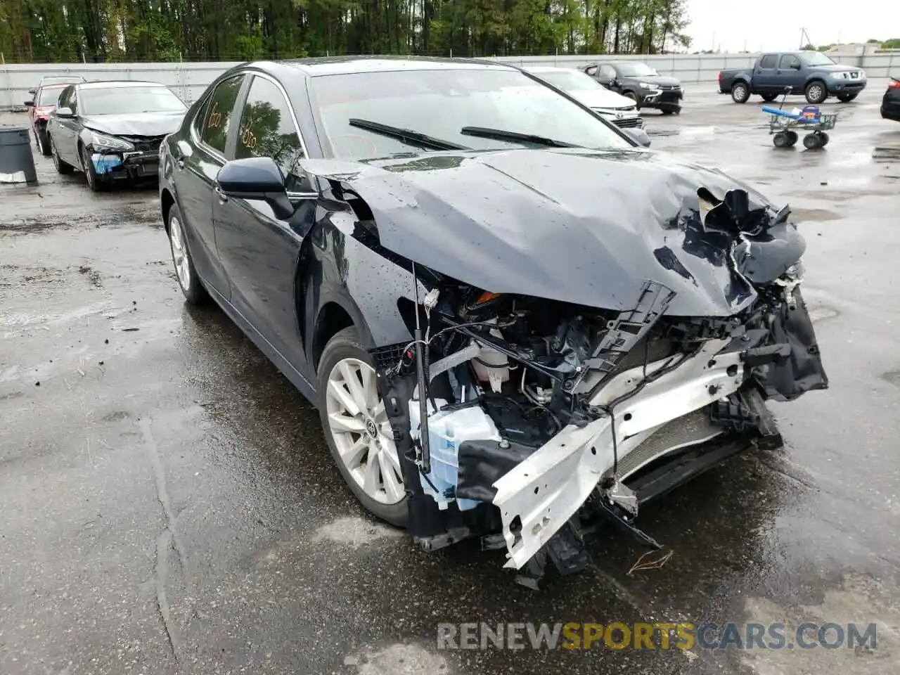 1 Photograph of a damaged car 4T1C11AK2LU977004 TOYOTA CAMRY 2020