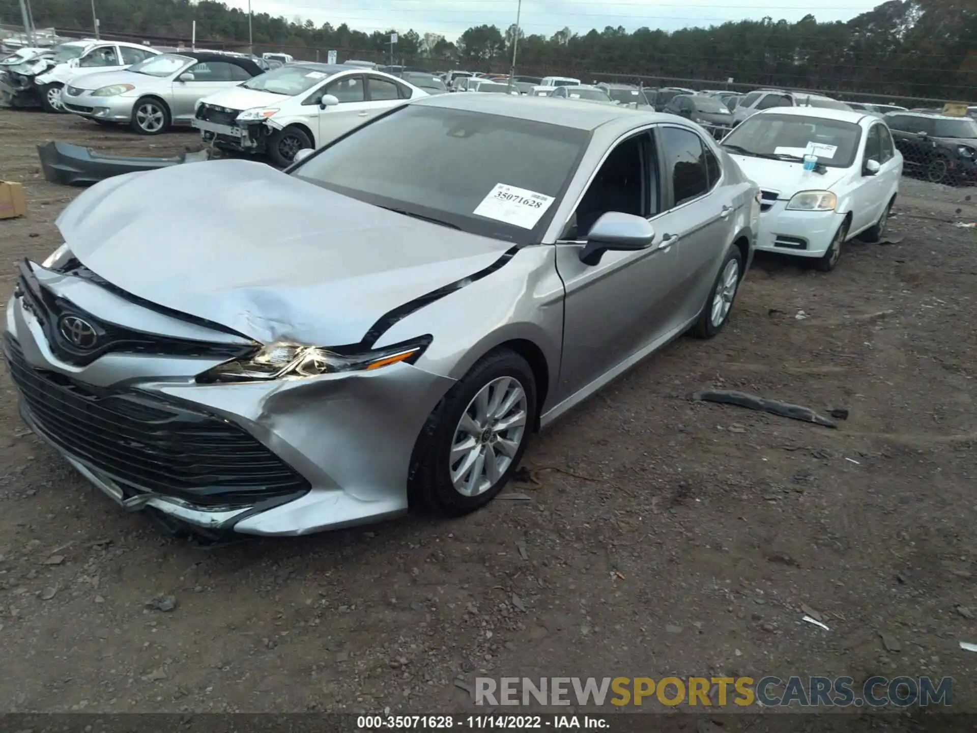 2 Photograph of a damaged car 4T1C11AK2LU979982 TOYOTA CAMRY 2020