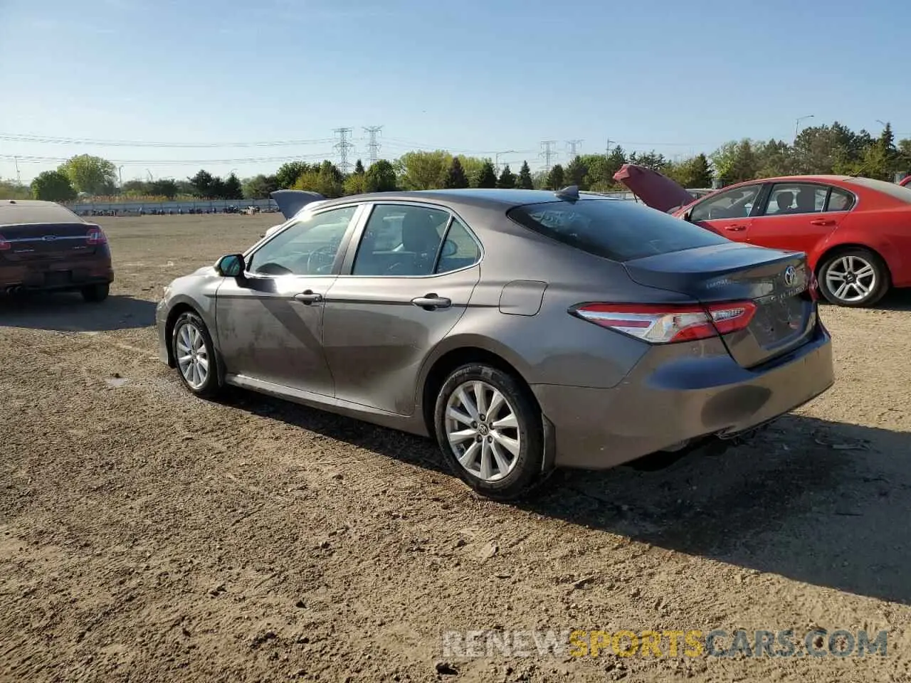 2 Photograph of a damaged car 4T1C11AK2LU997849 TOYOTA CAMRY 2020