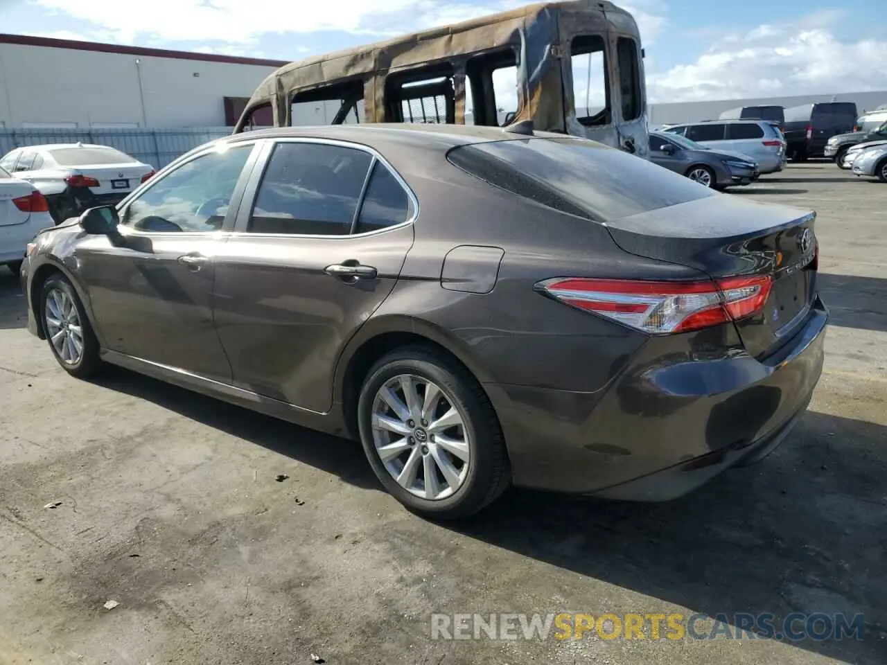 2 Photograph of a damaged car 4T1C11AK3LU317067 TOYOTA CAMRY 2020