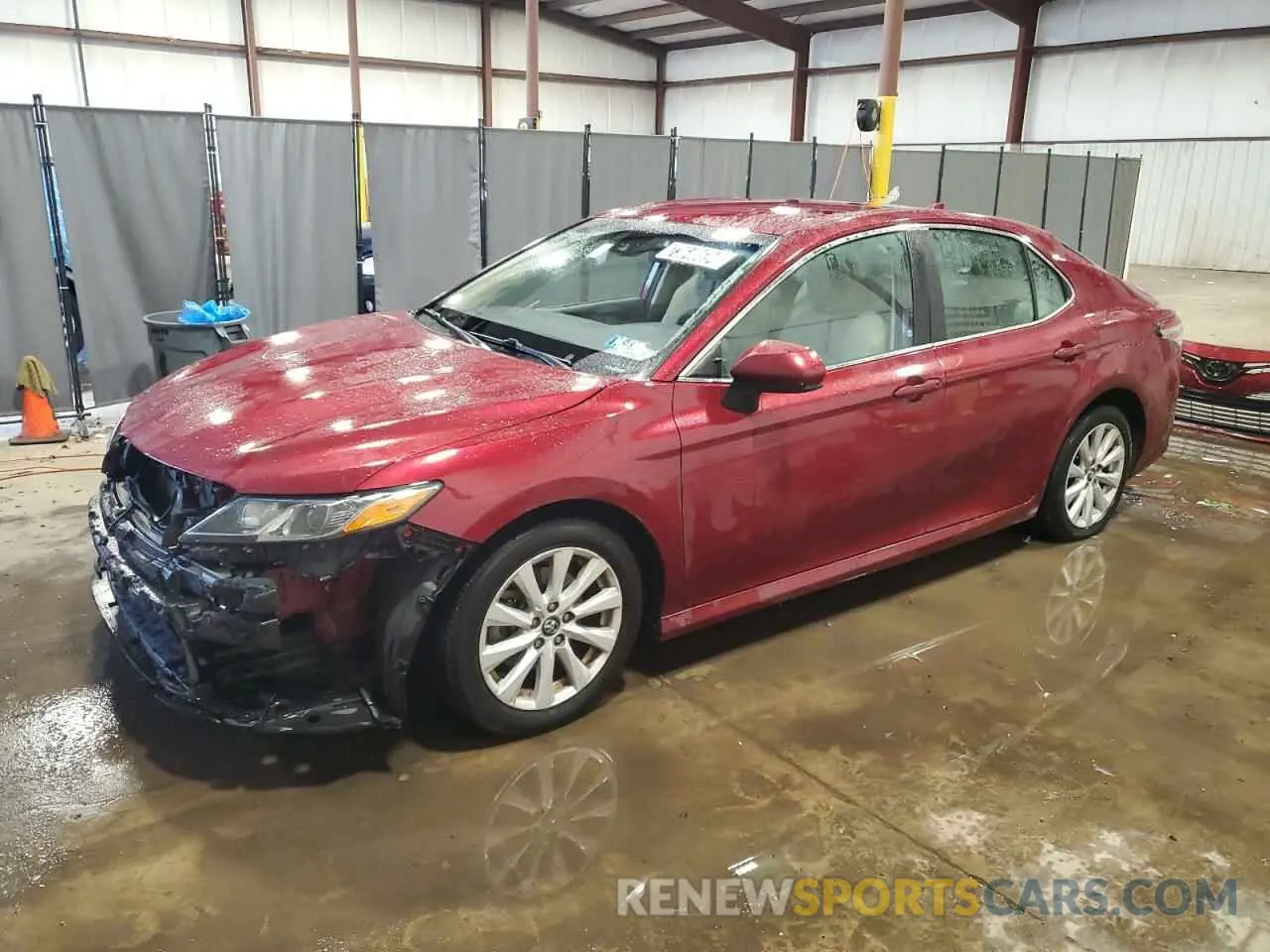1 Photograph of a damaged car 4T1C11AK3LU323225 TOYOTA CAMRY 2020