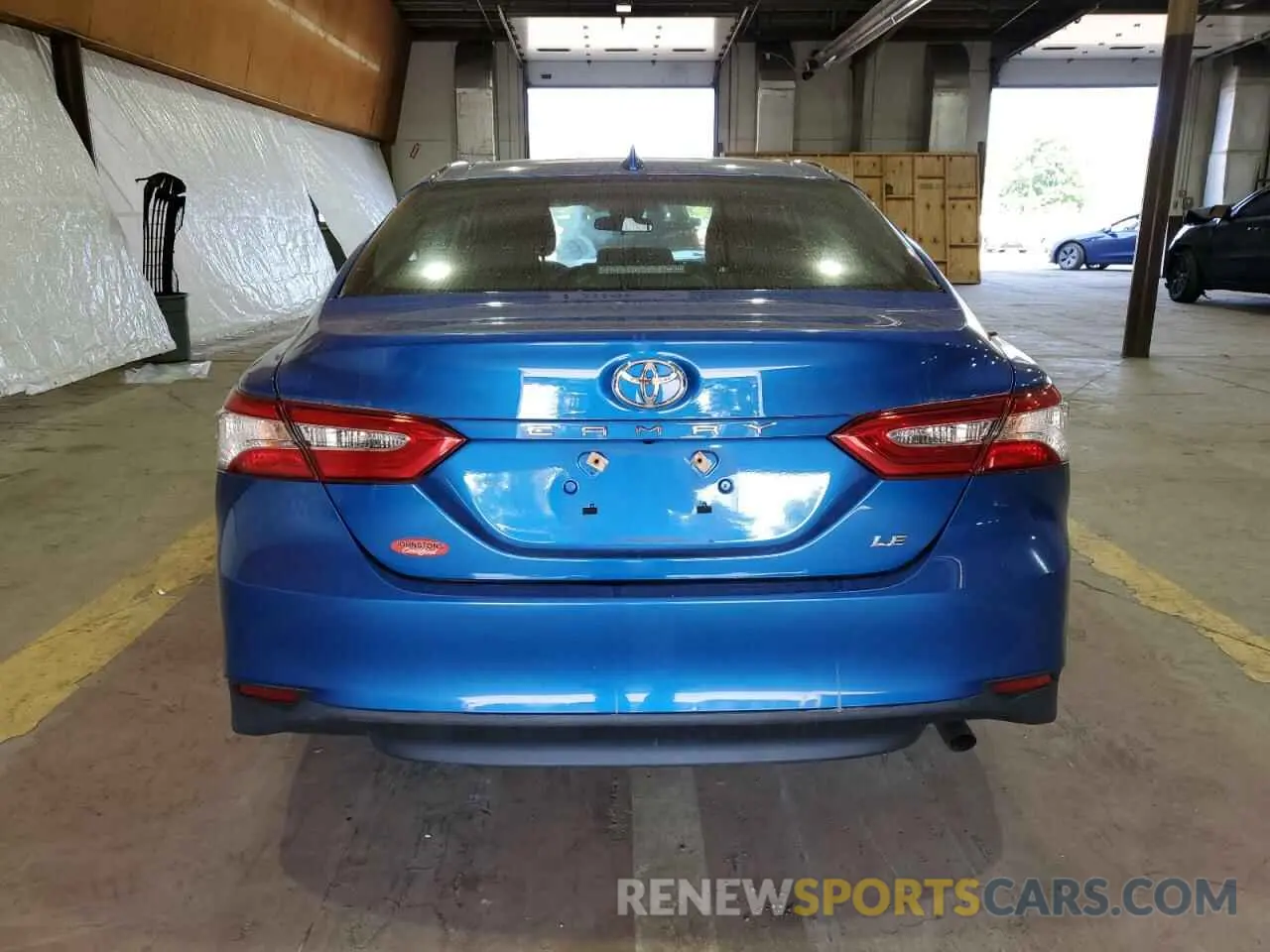 6 Photograph of a damaged car 4T1C11AK3LU329042 TOYOTA CAMRY 2020