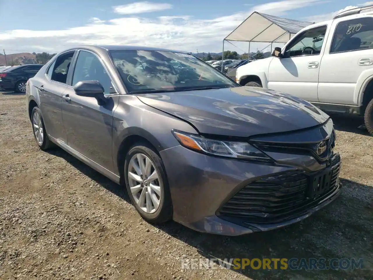 1 Photograph of a damaged car 4T1C11AK3LU329798 TOYOTA CAMRY 2020