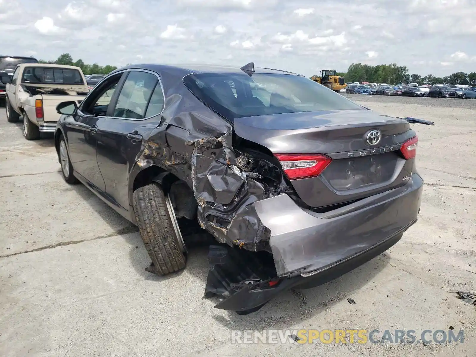 9 Photograph of a damaged car 4T1C11AK3LU335312 TOYOTA CAMRY 2020