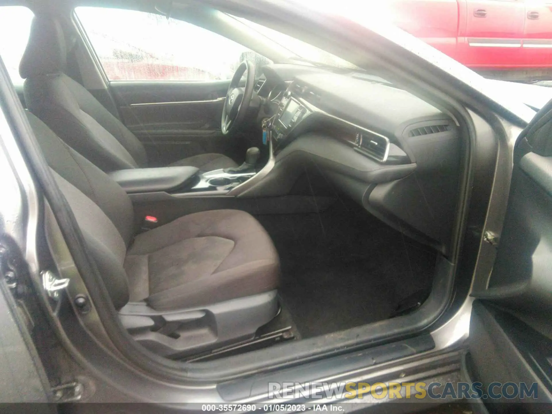 5 Photograph of a damaged car 4T1C11AK3LU344186 TOYOTA CAMRY 2020