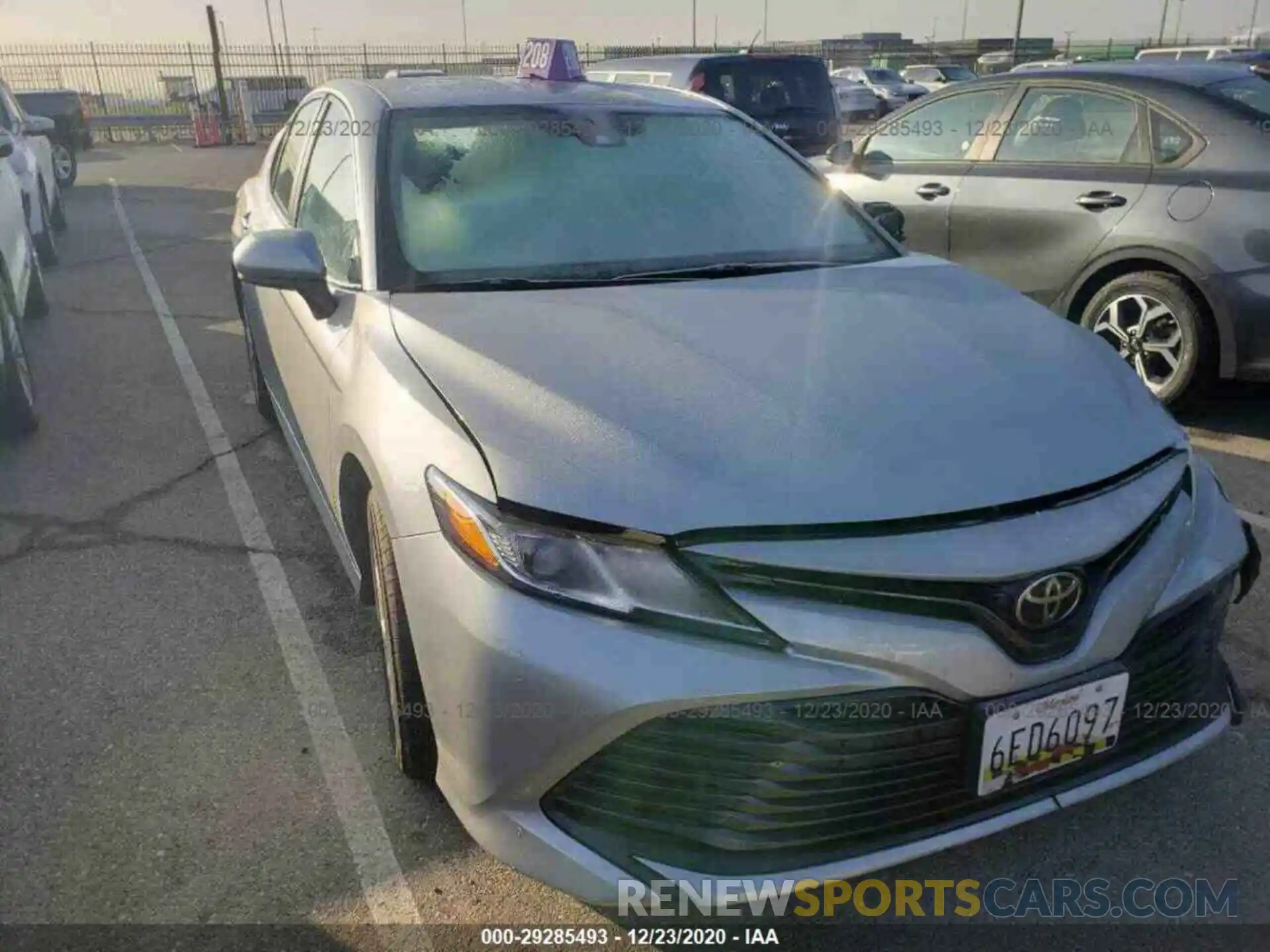 12 Photograph of a damaged car 4T1C11AK3LU359089 TOYOTA CAMRY 2020