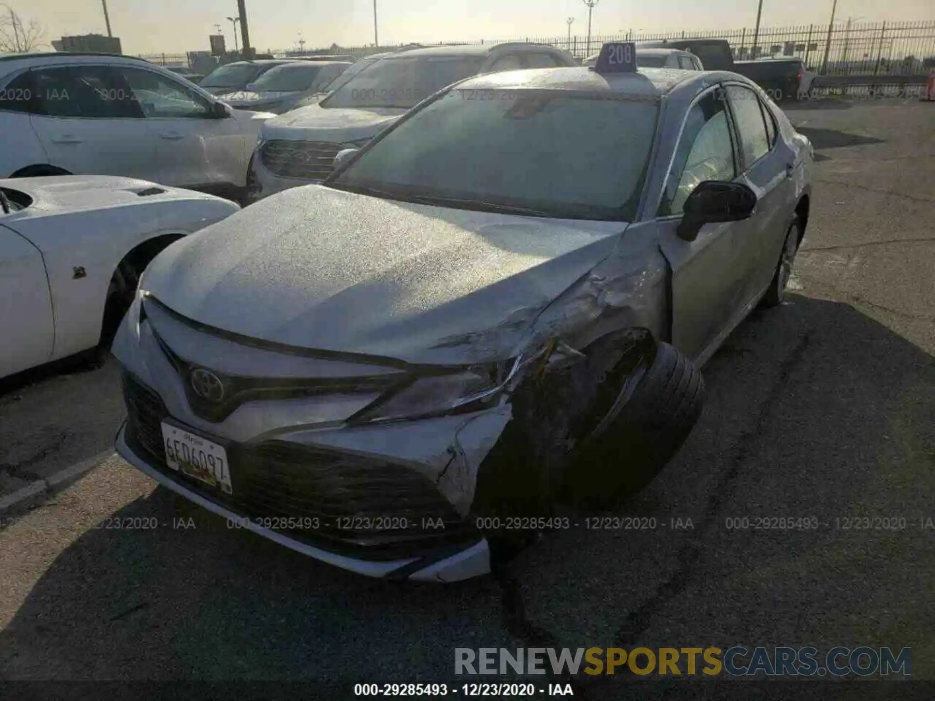 13 Photograph of a damaged car 4T1C11AK3LU359089 TOYOTA CAMRY 2020