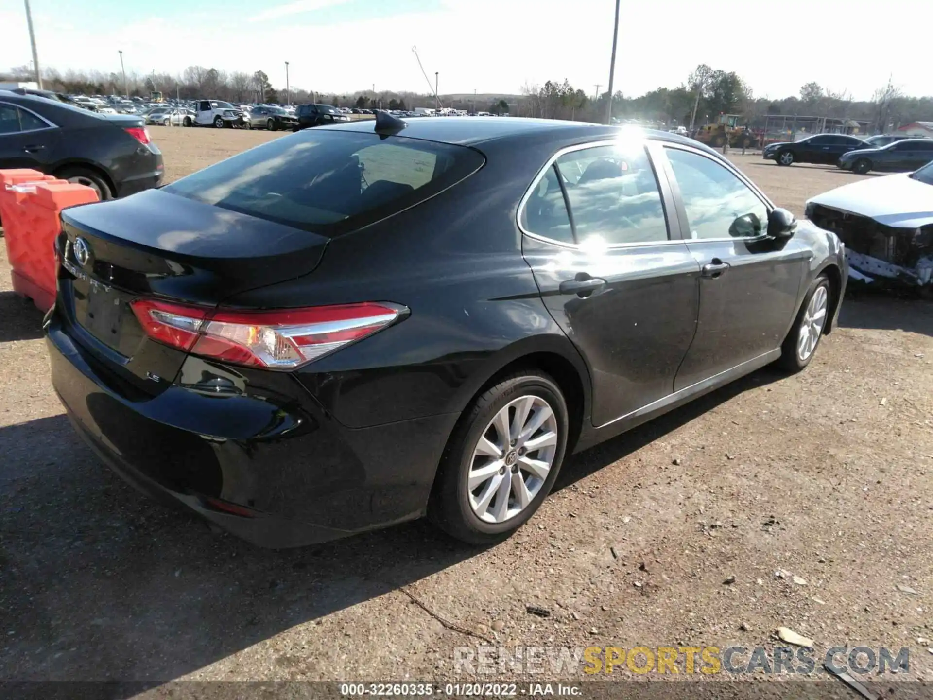 4 Photograph of a damaged car 4T1C11AK3LU359786 TOYOTA CAMRY 2020