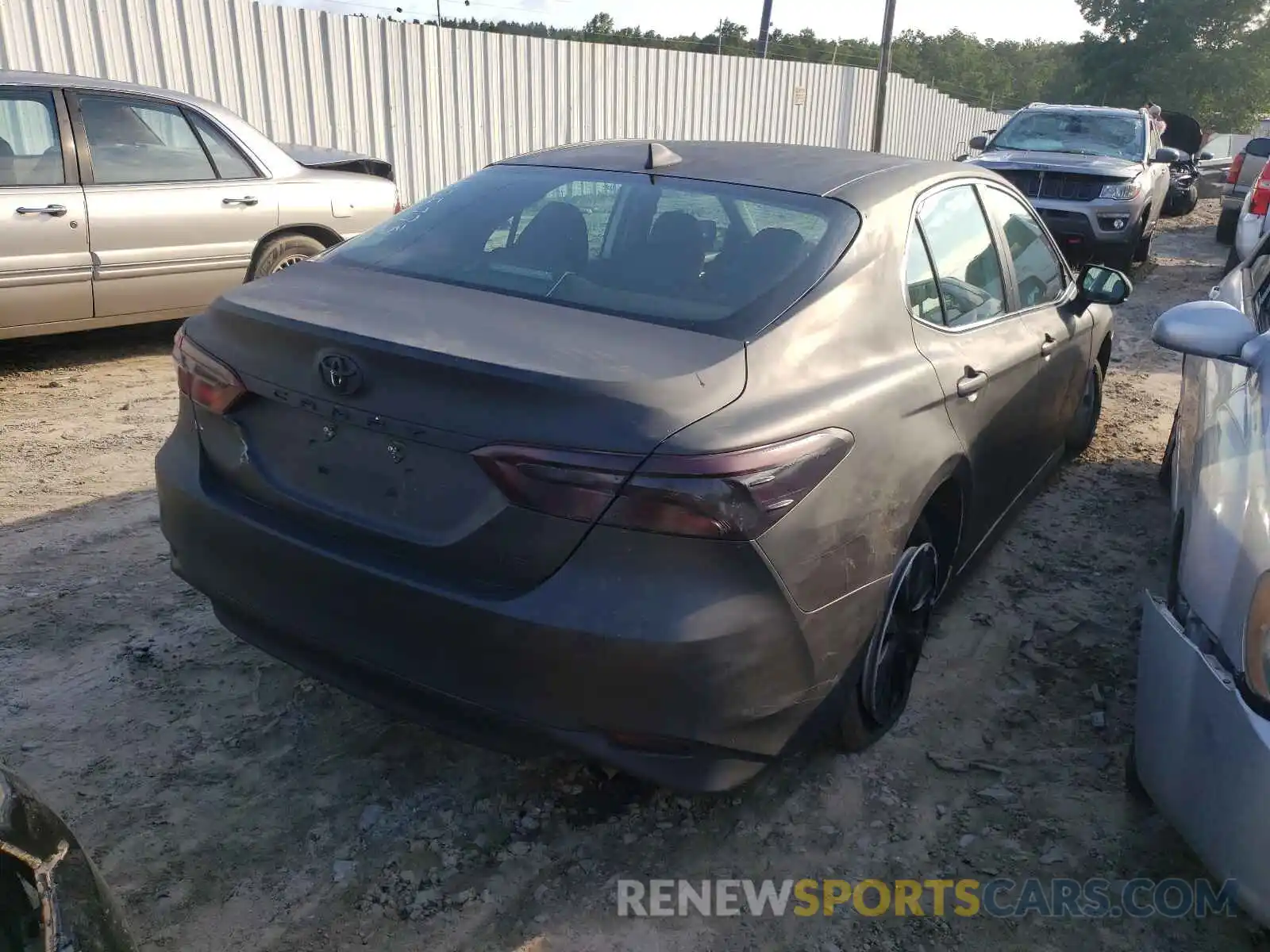 4 Photograph of a damaged car 4T1C11AK3LU359903 TOYOTA CAMRY 2020