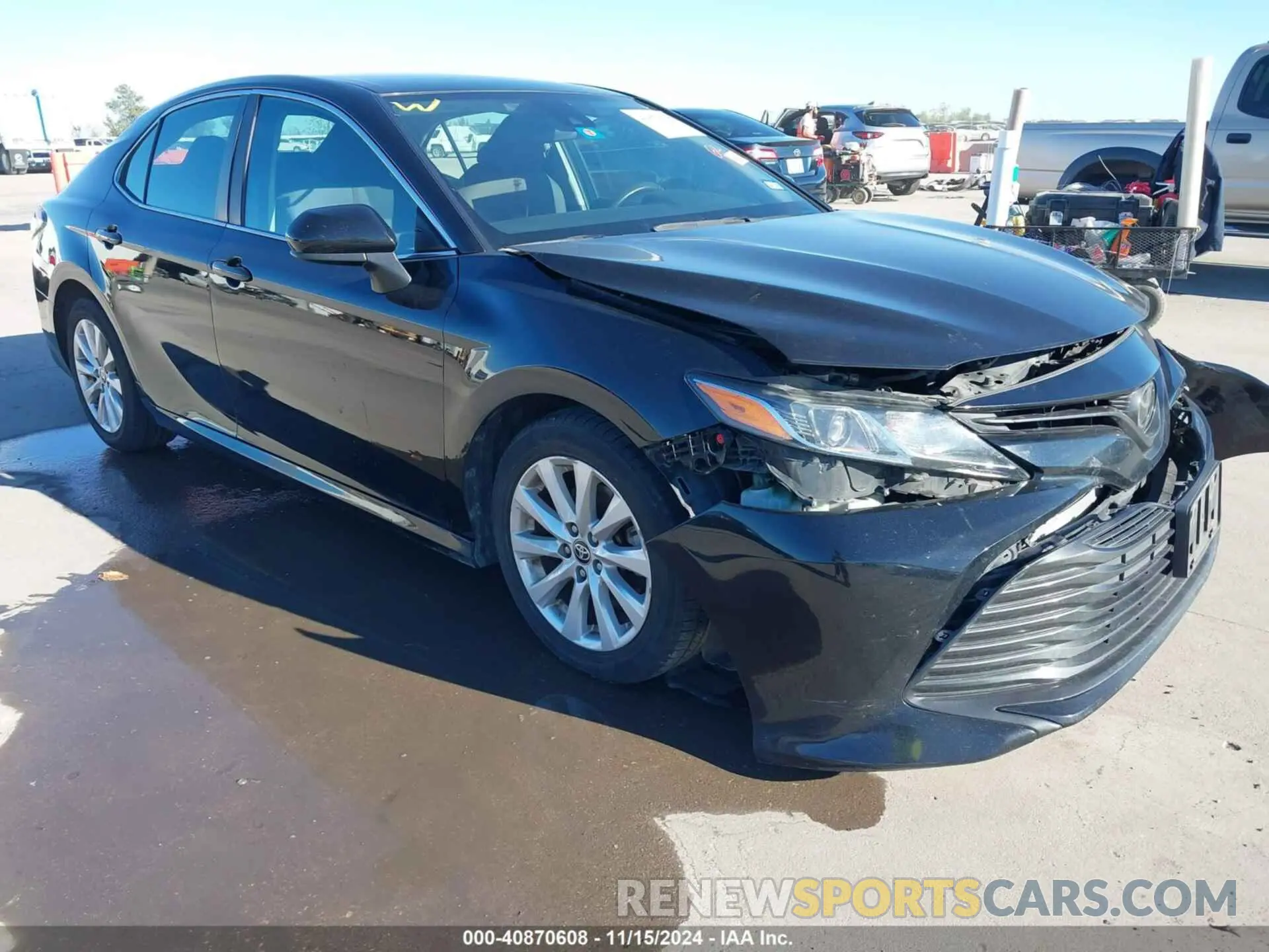 1 Photograph of a damaged car 4T1C11AK3LU364244 TOYOTA CAMRY 2020