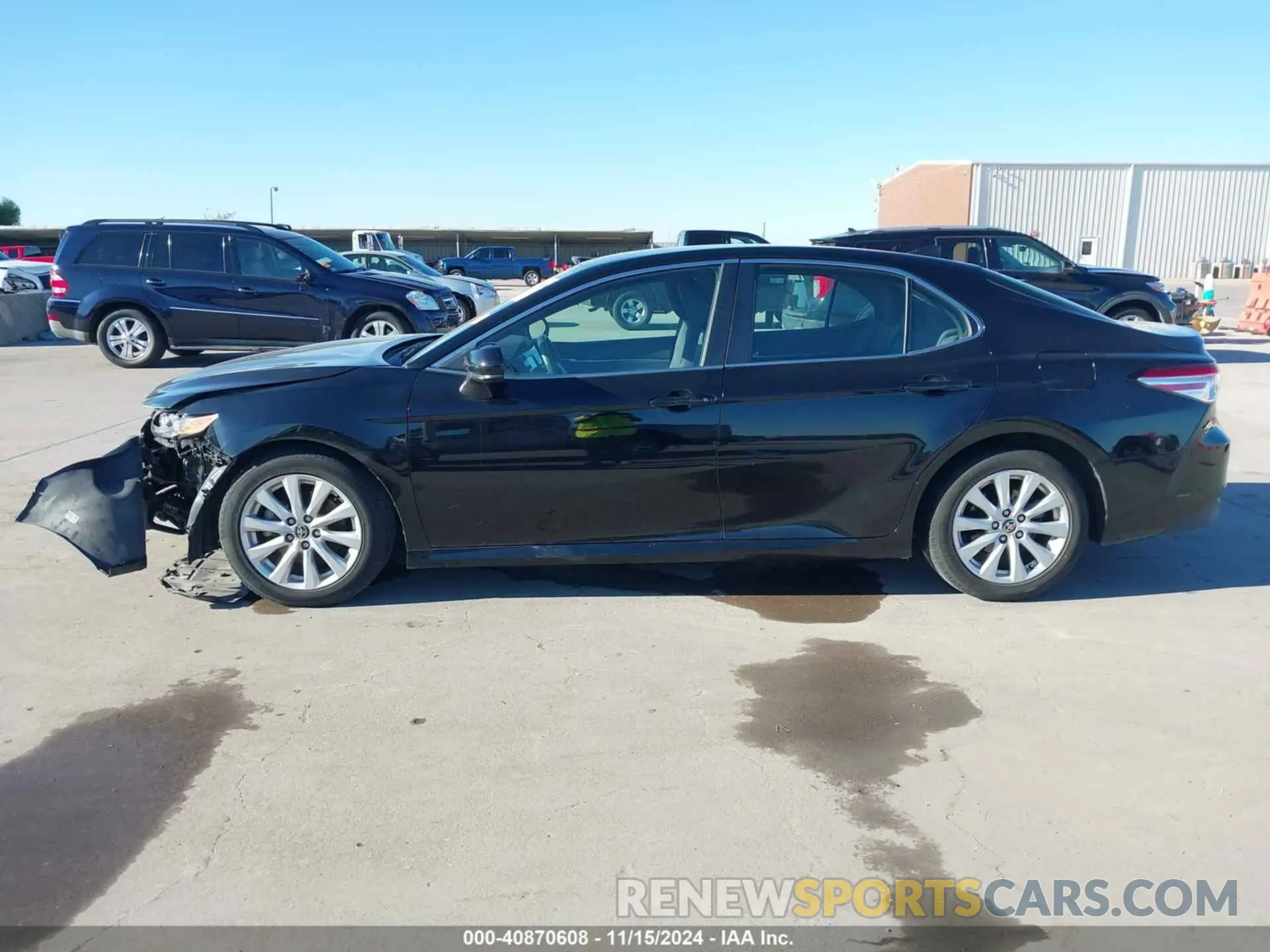 14 Photograph of a damaged car 4T1C11AK3LU364244 TOYOTA CAMRY 2020