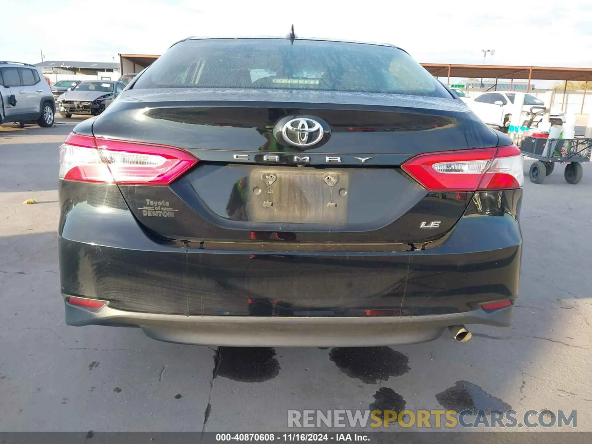 16 Photograph of a damaged car 4T1C11AK3LU364244 TOYOTA CAMRY 2020