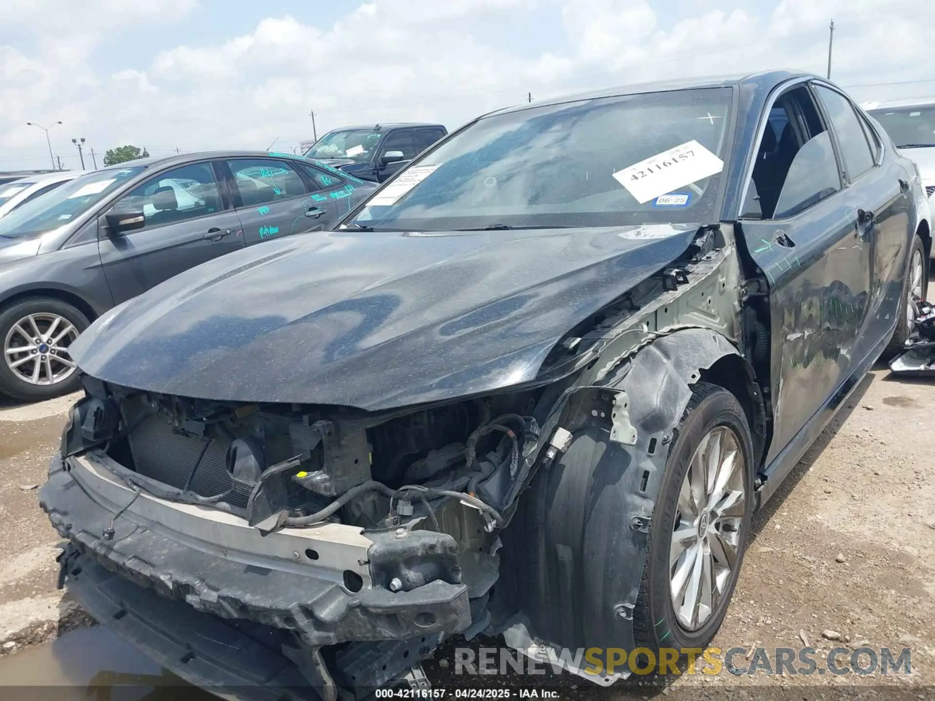2 Photograph of a damaged car 4T1C11AK3LU364728 TOYOTA CAMRY 2020